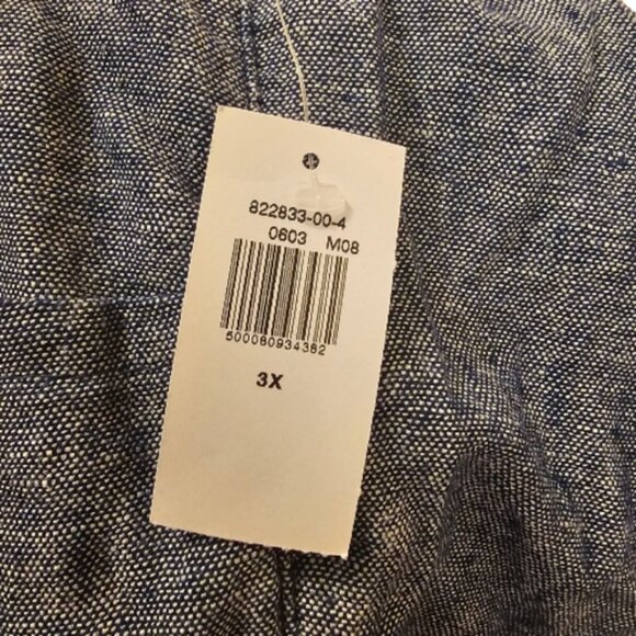 Blue and White Old Navy Women's High-Waisted Linen-Blend Shorts - Picture 5 of 8